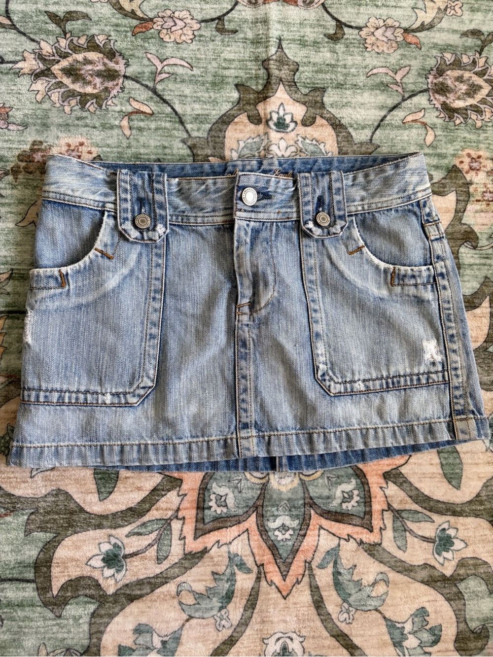 Y2K American Eagle Light Wash Denim Mini Skirt Size 8